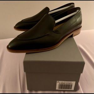 NIB Everlane Black Modern Loafer Size 9